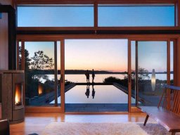 2 sliding doors